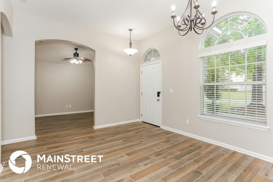 Building Photo - 86016 Cherry Laurel Way