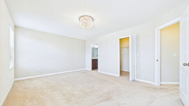 Building Photo - 4-Bedroom Home with Spacious Layout in Ayersworth Glen – Wimauma, FL