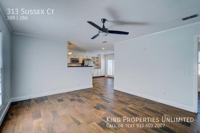 Building Photo - 313 Sussex Ct