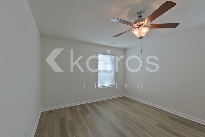 Building Photo - 126 Inez Ave