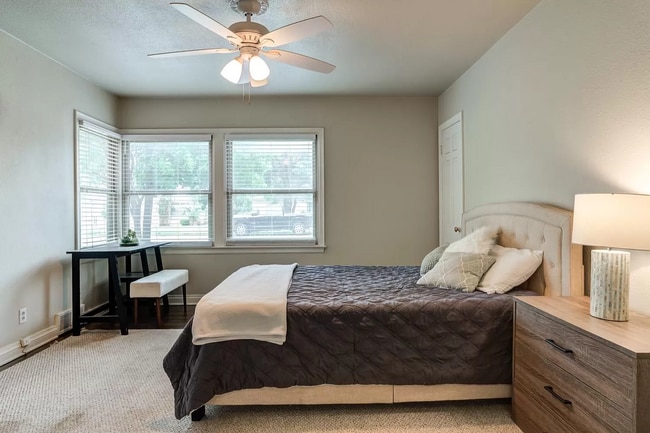 Building Photo - Pre-lease Summer 2026! Beautiful Tech Terrace Home! Full of Character!