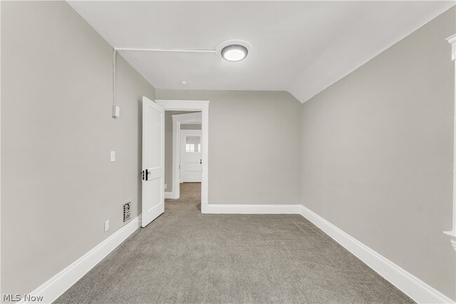 Building Photo - 1501 Botany Ave