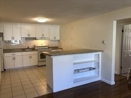 Building Photo - 51 Laighton St