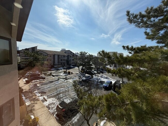 Building Photo - 1434 Mediterranean Ave