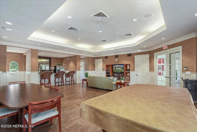 Building Photo - 1010 Bella Vista Blvd