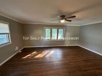 Building Photo - 3935 Oakshire Rd