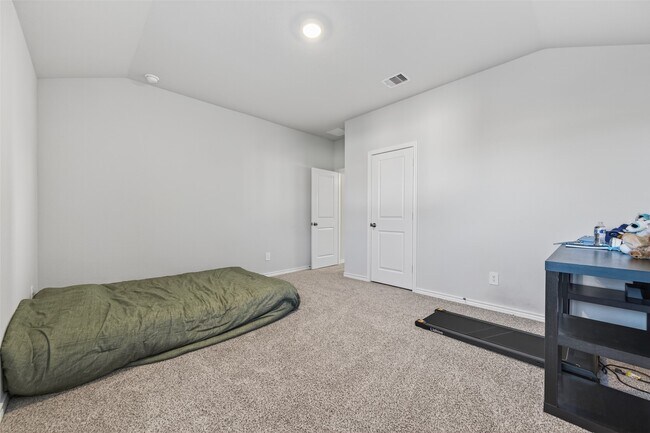 Building Photo - 6207 Trado Dr