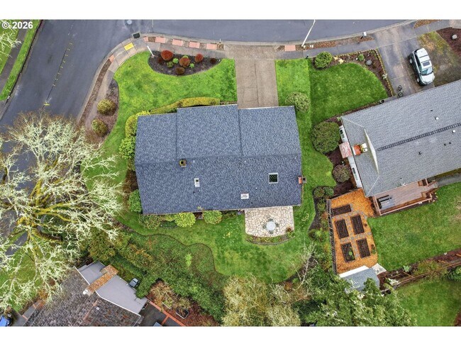 Building Photo - Peaceful 3 Bedroom Single-Level Home on Spacious Corner Lot Near Fir Grove Park