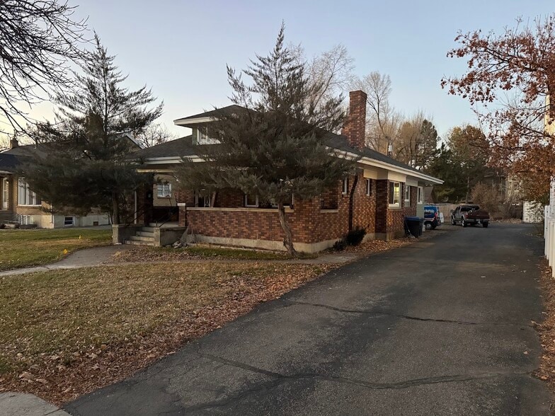 Front view of unit #1 - 141 W 200 N