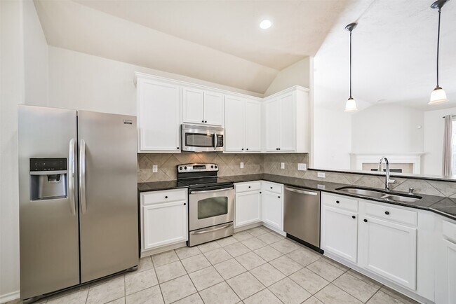 Building Photo - 21819 Silent Jasmin Ct