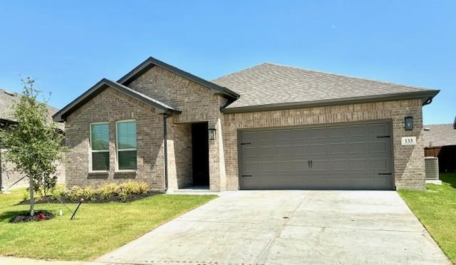 Building Photo - 133 Lost Oak Dr