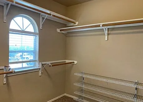 Building Photo - 15114 Wing Heart