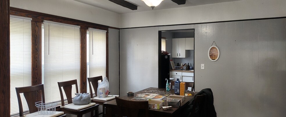 Building Photo - 4504 Beta Ave