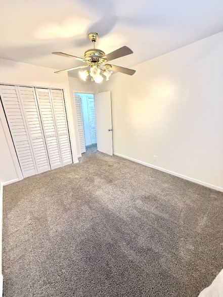 Building Photo - 18288 Deering St