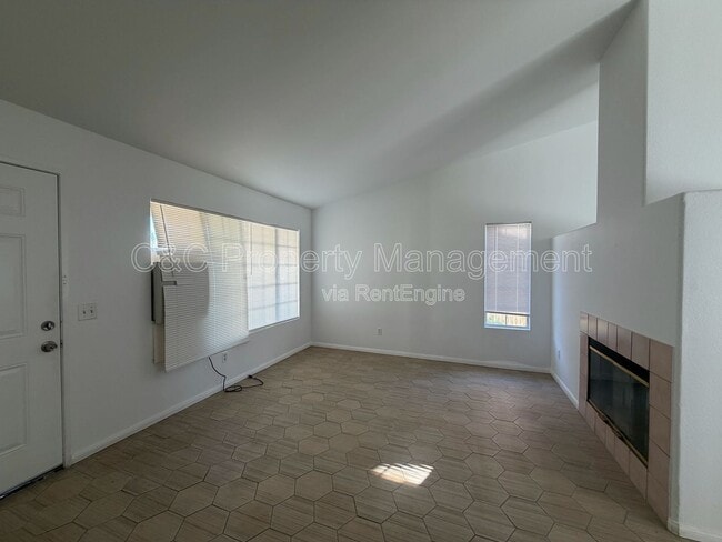 Building Photo - 14554 Monterey Pl