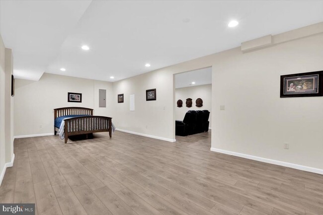 Building Photo - 10407 Aberdeen Ct