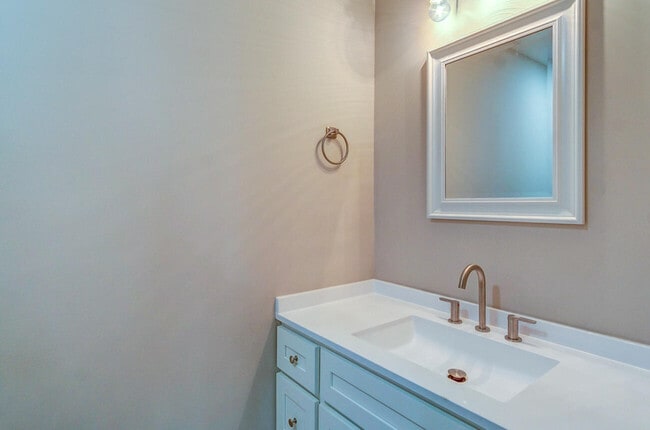 Building Photo - 184 Garden Gate Dr