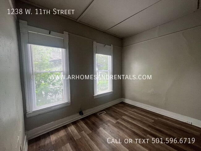 Building Photo - 1238 W 11th St