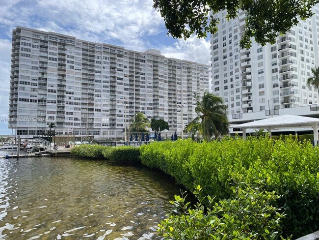 Building Photo - 2750 NE 183rd St