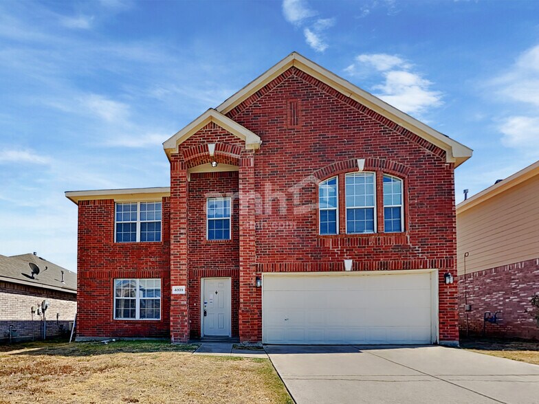 Primary Photo - 4809 Palm Ridge Dr