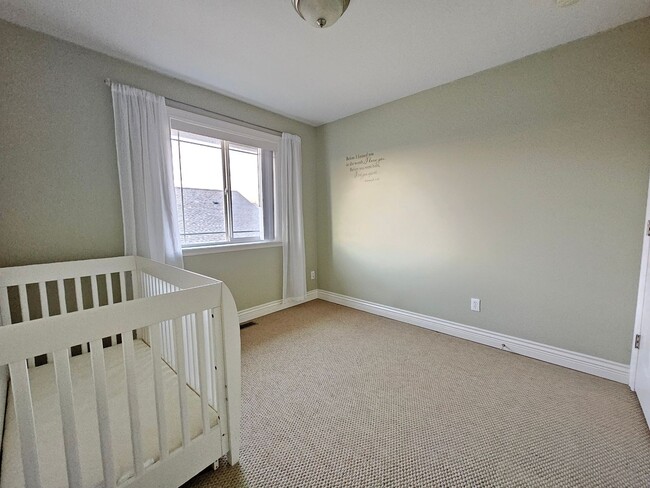 Building Photo - 4 Bedroom House for Rent in Ferndale