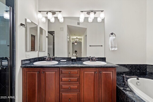 Building Photo - 5350 E Deer Valley Dr