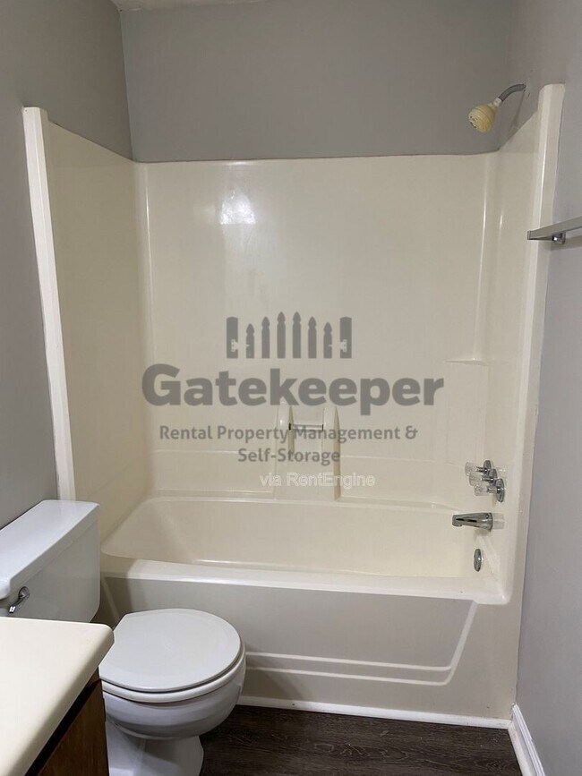 Building Photo - 209 Sheraton Ct