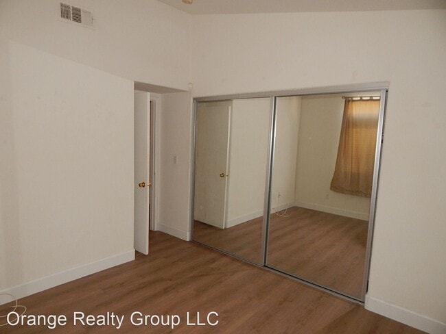 Building Photo - 2 br, 2 bath House - 6529 Assembly Dr.