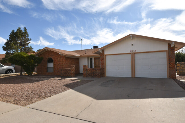 Building Photo - 11234 Red Hawk Ln