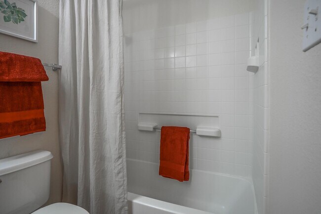 Building Photo - 3146 Chama Meadows Dr NE