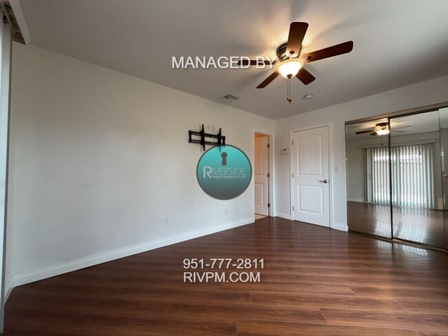 Building Photo - Charming 3-Bedroom Pool Home for Rent in R...