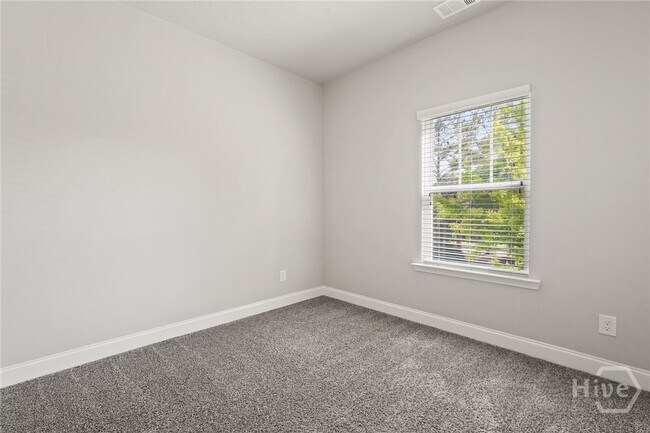 Building Photo - 504 Potter Stone Square