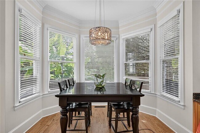 Building Photo - 1159 Thornwell Dr NE