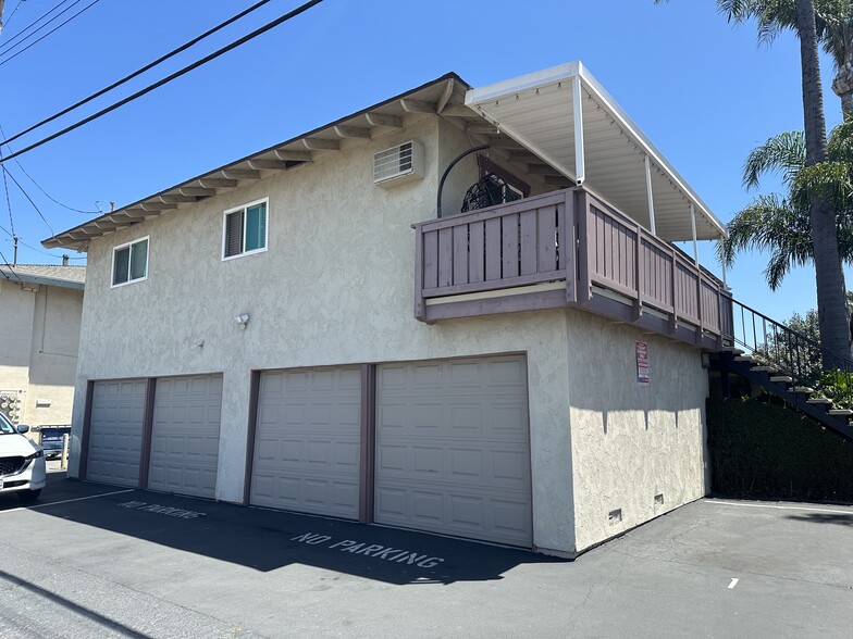 Private Garages - 16171 Ganges Lane #3, Huntington Beach, CA 92647