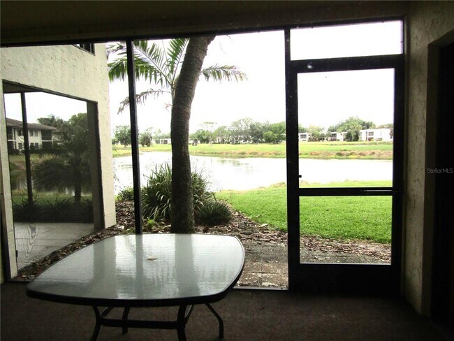 Building Photo - 5235 Willow Links