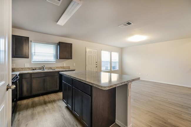 Building Photo - 21622 Mamba Wy