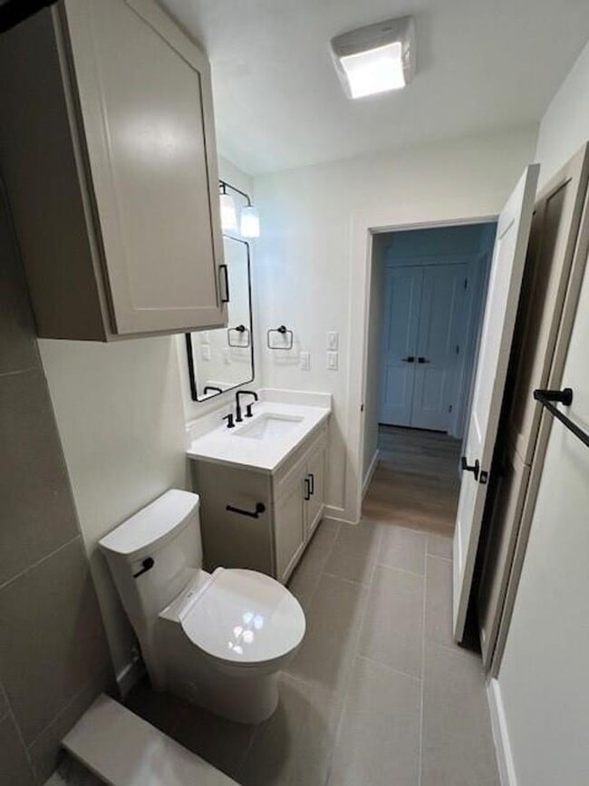 Building Photo - Allandale Place / Culdesac / Refrigerator / Washer/Dryer / Fenced Yard