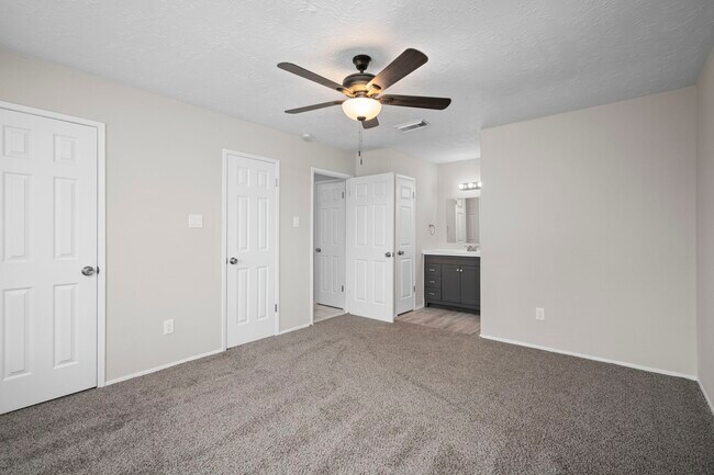 Building Photo - 4202 Brandemere Way St