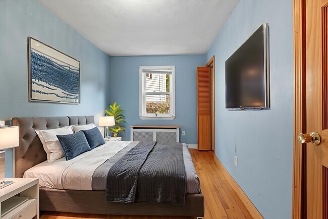 Building Photo - 60 Haines St