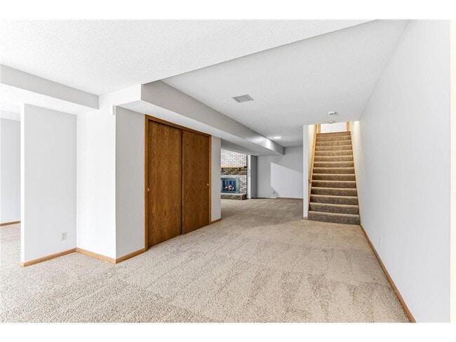 Building Photo - 5880 Christmas Lake Rd