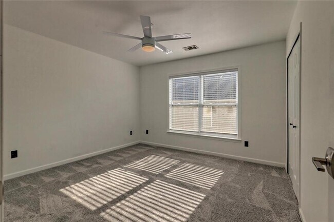 Building Photo - 5145 Fieldgate Ridge Dr