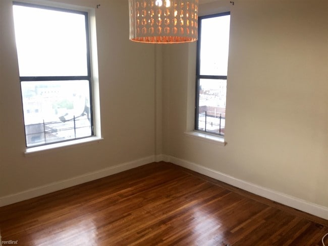 Building Photo - 1749 Grand Concourse