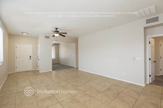 Building Photo - 2320 W Desert Ln