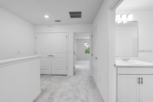 Building Photo - 15148 Cuzcorro Ct