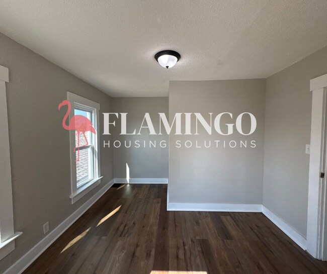 Building Photo - 139 Boltin St