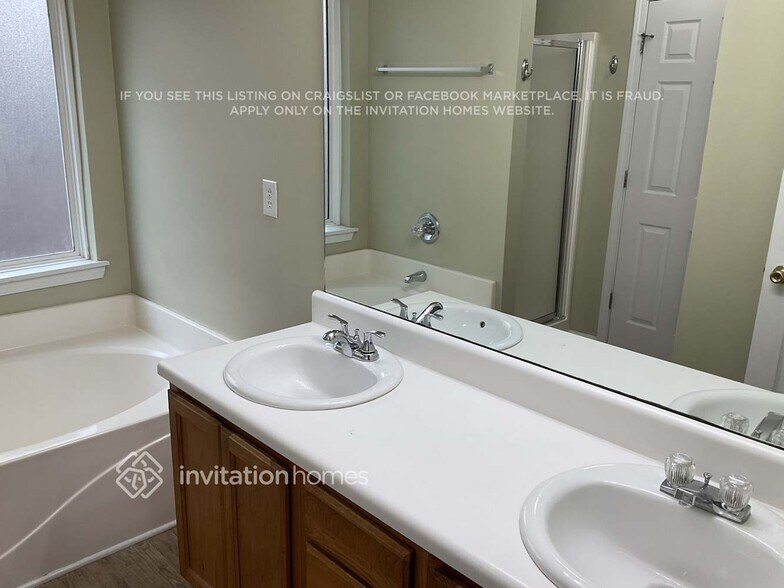 Building Photo - 4419 Ashlyn Rebecca Dr SW