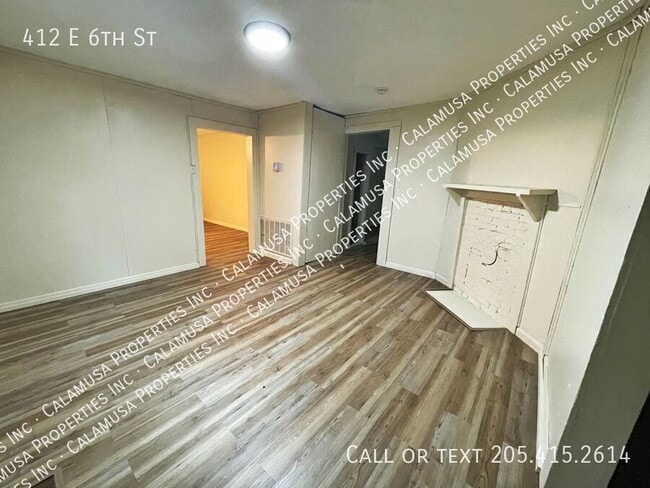 Building Photo - 412 E 6th St