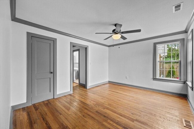 Building Photo - New Hope - fully remodeled gem