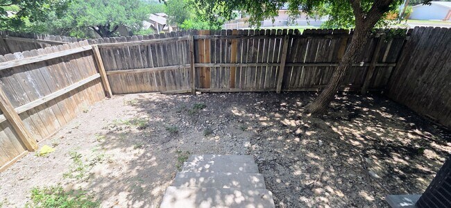 Building Photo - The Gardens at The Summit~3 Bedroom Townho...