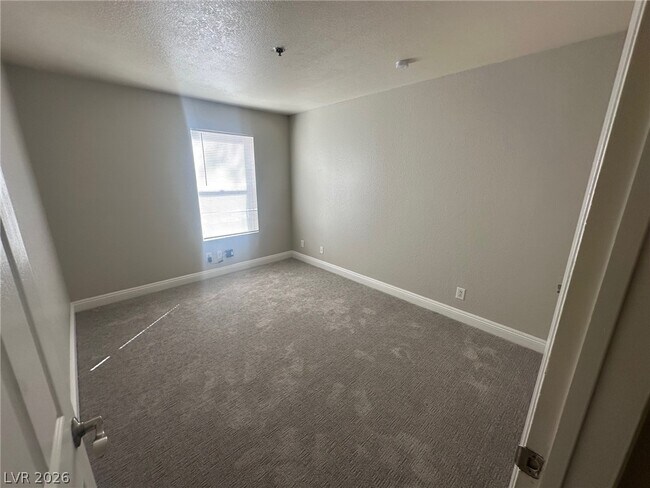 Building Photo - 4200 S Valley View Blvd